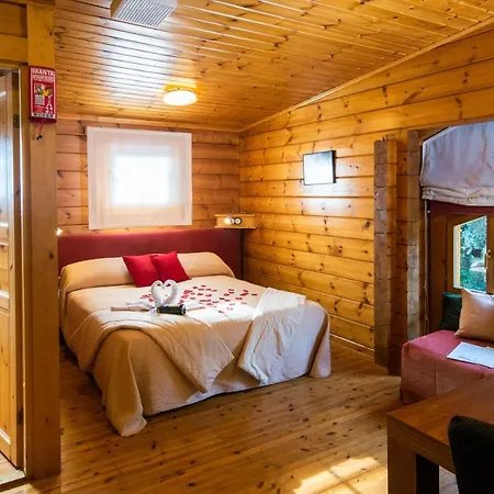 Somlom - Eco Friendly Montseny Hotel