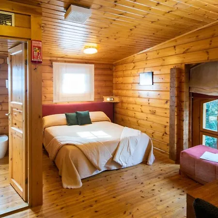 Somlom - Eco Friendly Montseny 3*