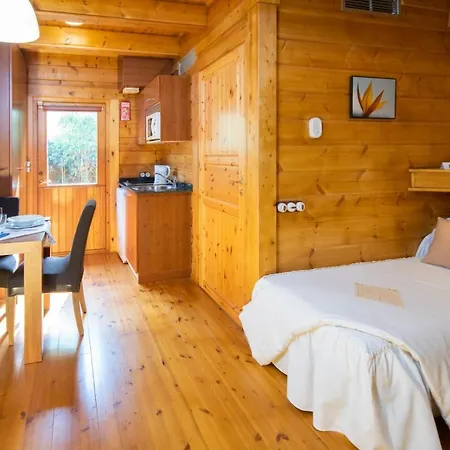 Somlom - Eco Friendly Montseny 3* Sant Esteve De Palautordera