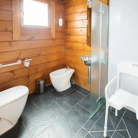 Somlom - Eco Friendly Montseny Hotel